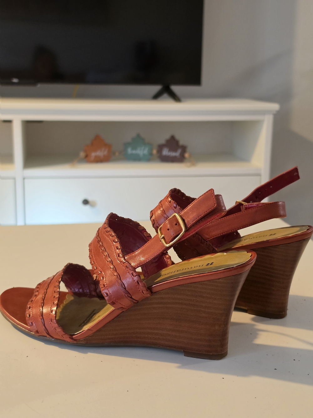 Naturalizer Women's Burnt Orange Leather Wedge Sandals Size 9W